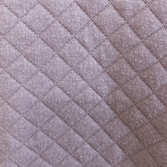 RBX Women’s Quilted Pullover. Size Medium - Picture 3 of 4